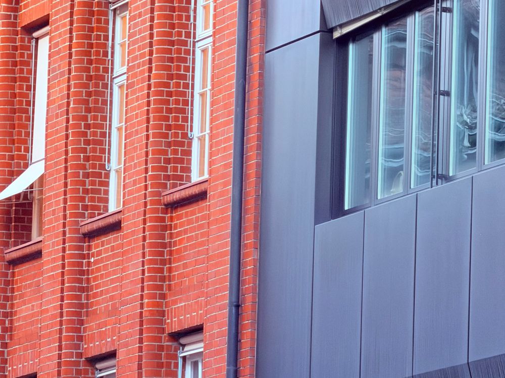 Rivestimento metallico di facciata ventilata